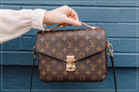 fake louis vuitton brown logo bag|louis vuitton scam.